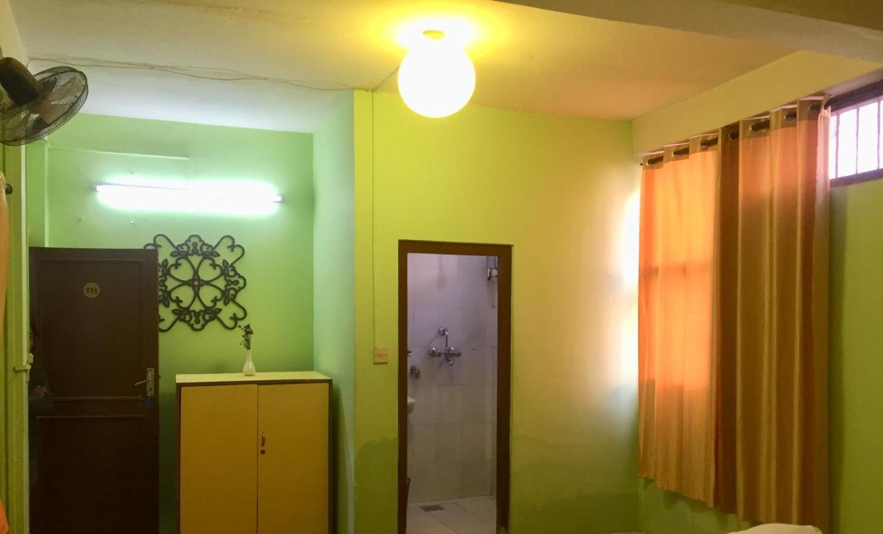 Flavors Inn Meditation Center 카트만두 외부 사진